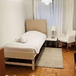 Near The Lake And City Center !