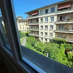 Near The Lake And City Center !